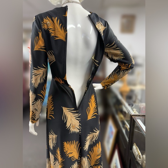 Vintage Maxi Dress Peacock Feather 70’s Print, Easy to Wear in PERFECT Condition - Picture 9 of 12